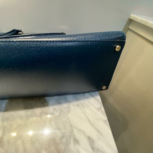 Large shoulder tote - Picture 2 of 7